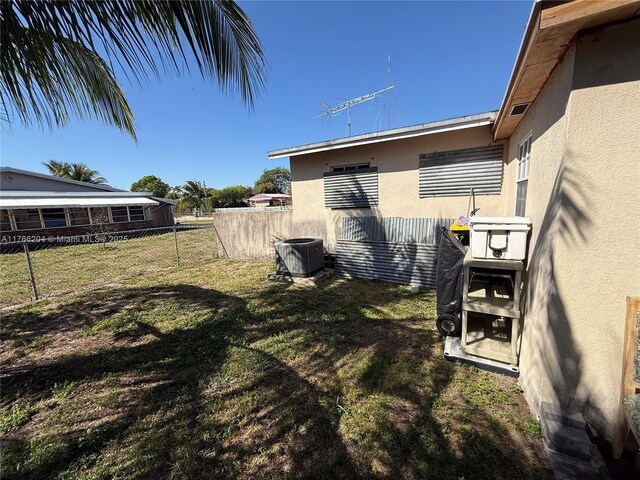 3221 SW 47th Ave, West Park, FL 33023 - photo 23
