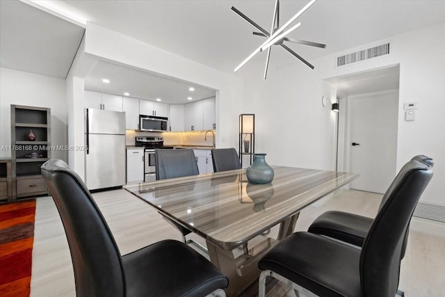 590 Brittany M 590, Delray Beach, FL 33446 - photo 4