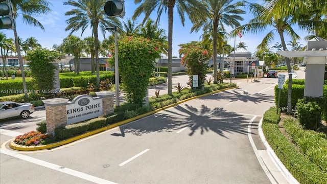 590 Brittany M 590, Delray Beach, FL 33446 - photo 21