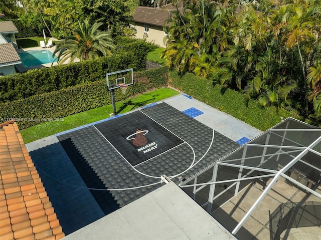 13453 SW 58th Ave, Pinecrest, FL 33156 - view of basketball court featuring community basketball court