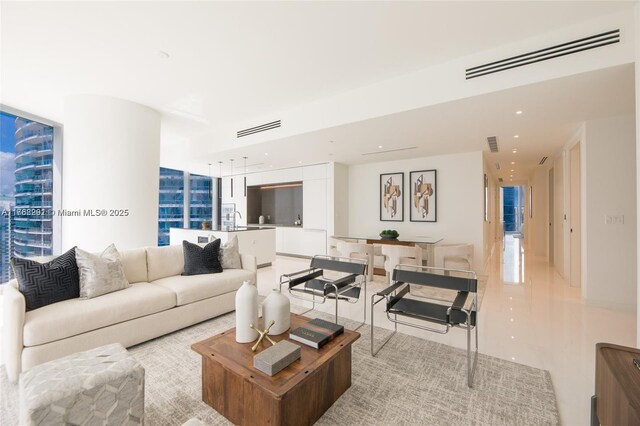 300 Biscayne Blvd Way Unit 3707, Miami, FL 33131 - living area featuring visible vents and recessed lighting