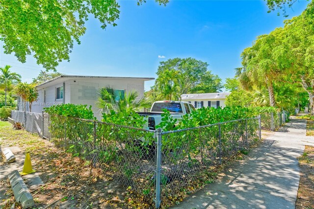 1946 Madison St, Hollywood, FL 33020 - photo 22