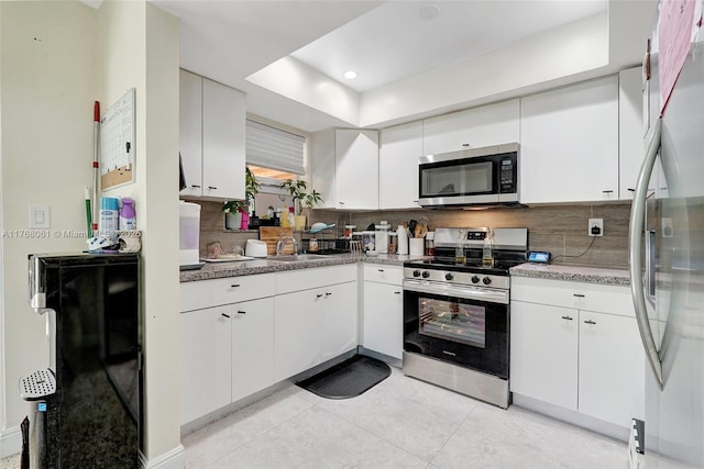2470-2472 NE 182nd Ter, North Miami Beach, FL 33160 - photo 15
