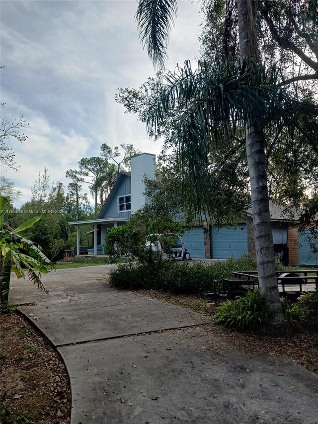1616 Churchill St, Lake Placid, FL 33852 - view of front of home featuring driveway