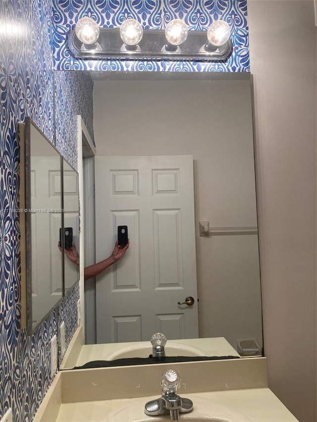 5450 NW 107th Ave Unit 705, Doral, FL 33178 - view of bathroom