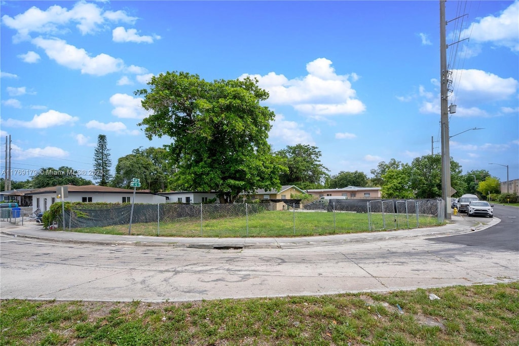540 NW 69th St, Miami, FL 33150 - photo 1