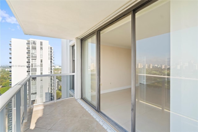 3675 N Country Club Dr Unit 2208, Aventura, FL 33180 - photo 25