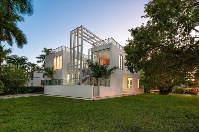 1250 N Venetian Way, Miami, FL 33139 - photo 4