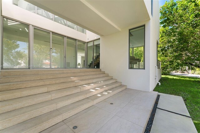 1250 N Venetian Way, Miami, FL 33139 - photo 8