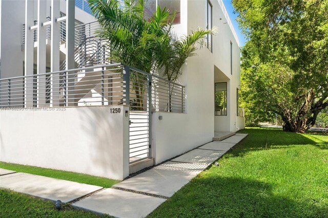 1250 N Venetian Way, Miami, FL 33139 - photo 18