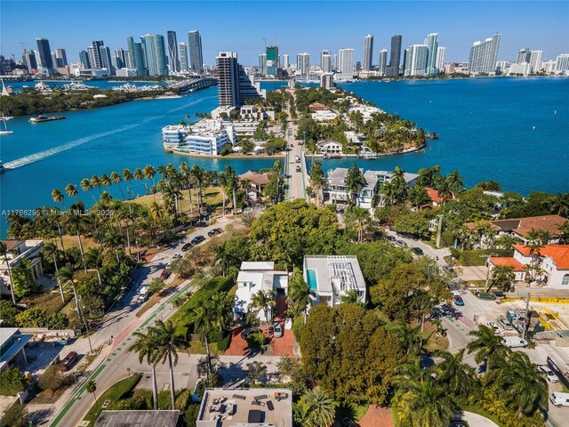 1250 N Venetian Way, Miami, FL 33139 - photo 50