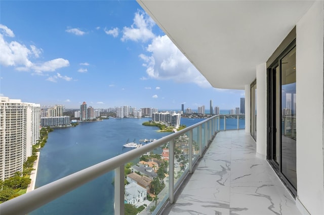 4000 Island Blvd Unit Ph6, Aventura, FL 33160 - balcony with a view of city and a water view
