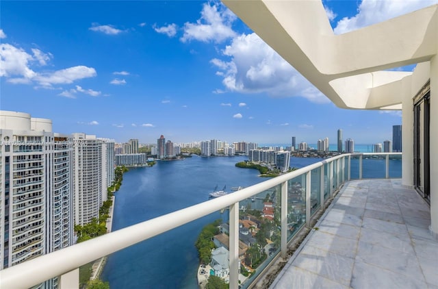 4000 Island Blvd Unit Ph6, Aventura, FL 33160 - balcony with a city view and a water view