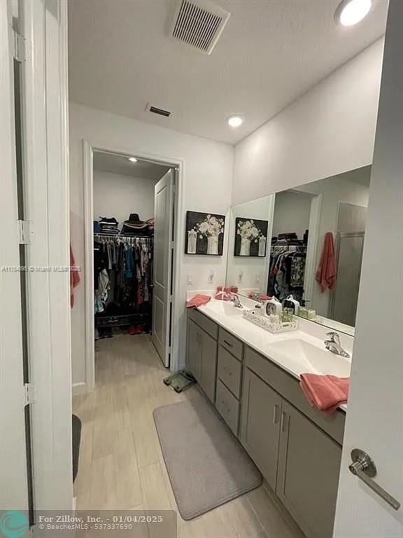 14531 Bretton Woods Trce, Delray Beach, FL 33446 - full bath featuring a spacious closet and double vanity