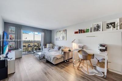 1615 Meridian Ave Unit 303, Miami Beach, FL 33139 - photo 5