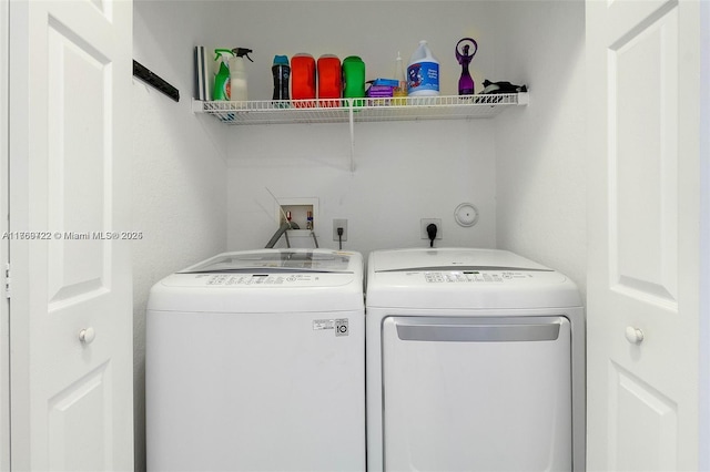 3340 Palomino Dr Unit 221-2, Davie, FL 33024 - laundry area with washing machine and dryer