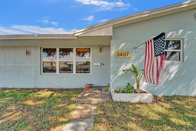 3407 N Longfellow Cir, Hollywood, FL 33021 - entrance to property with brick siding