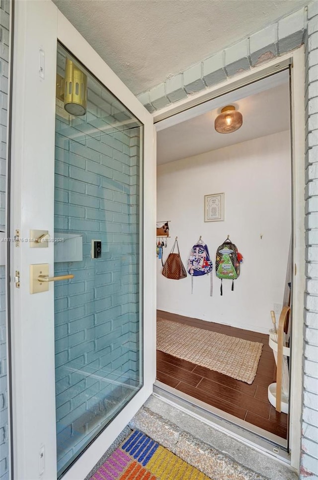 3407 N Longfellow Cir, Hollywood, FL 33021 - view of doorway to property