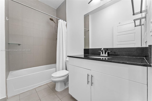 870 NE 191st St, Miami, FL 33179 - bathroom featuring tile patterned floors, vanity, toilet, and shower / tub combo with curtain