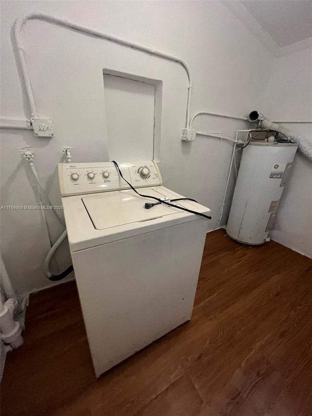 1167 NE 111th St, Miami, FL 33161 - laundry area featuring electric water heater, wood finished floors, washer / clothes dryer, and laundry area