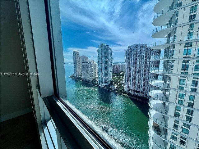 300 S Biscayne Blvd Unit 2606, Miami, FL 33131 - photo 15
