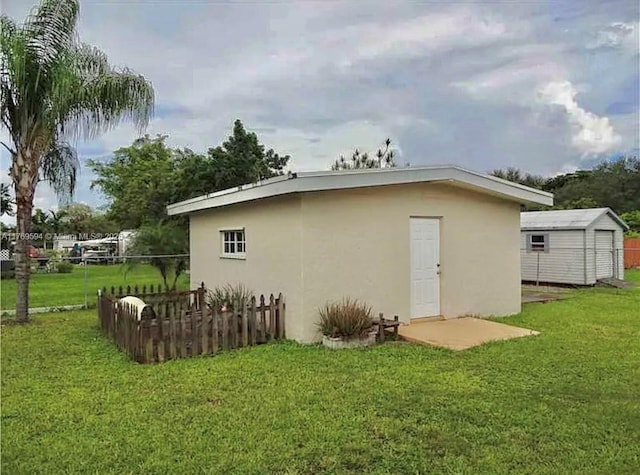 16241 SW 280th St, Homestead, FL 33031 - view of yard with fence