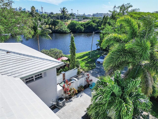 8 Hathaway Ln, Wilton Manors, FL 33305 - water view
