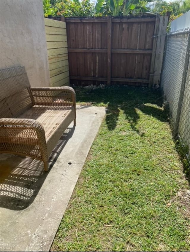 30328 SW 158th Pl, Homestead, FL 33033 - view of yard featuring a fenced backyard