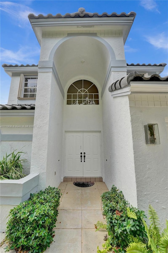 2791 La Paz Ave, Cooper City, FL 33026 - entrance to property with stucco siding and a tiled roof