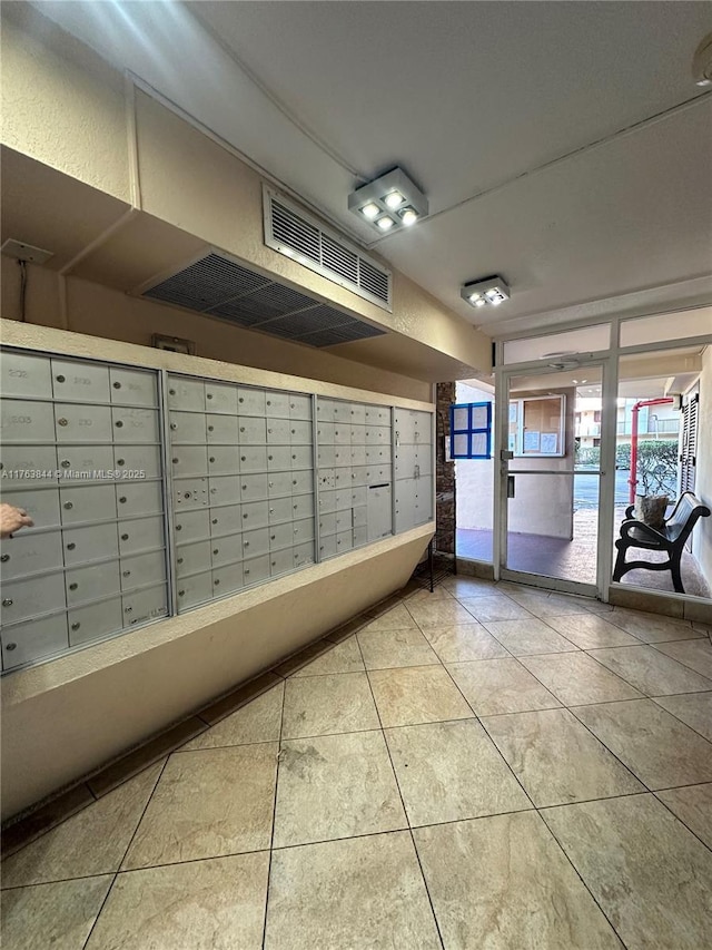 3301 N Country Club Dr Unit 110, Aventura, FL 33180 - surrounding community with visible vents and mail area