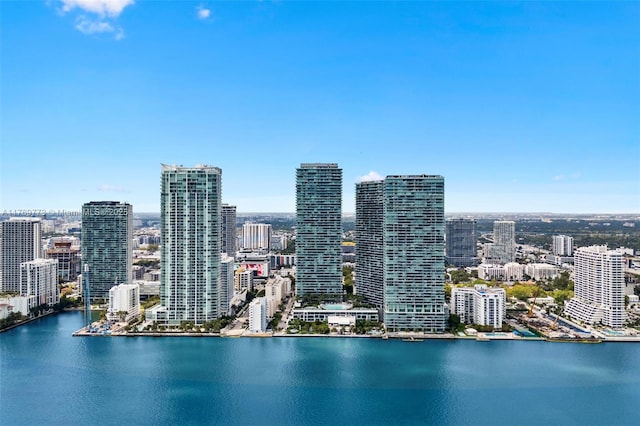 650 NE 32nd St Unit Ph5004, Miami, FL 33137 - view of urban area with a nearby body of water