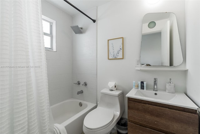 1114 SW 11th Ave, Miami, FL 33129 - full bathroom featuring shower / tub combo and vanity