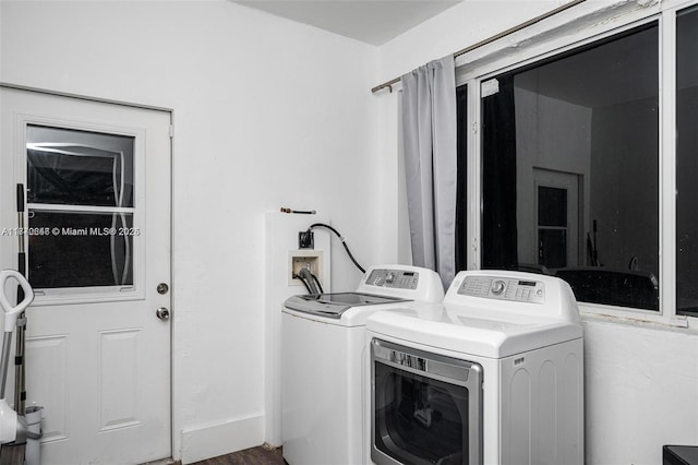 1114 SW 11th Ave, Miami, FL 33129 - washroom featuring independent washer and dryer