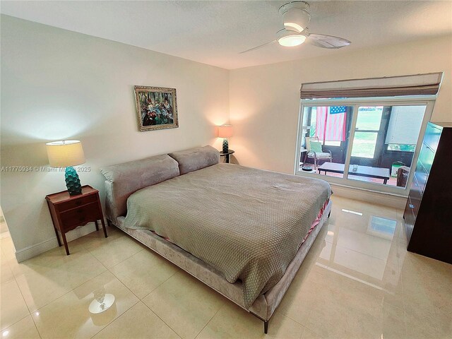 5645 Lakeview Mews Dr, Boynton Beach, FL 33437 - view of community featuring a lawn and view of golf course