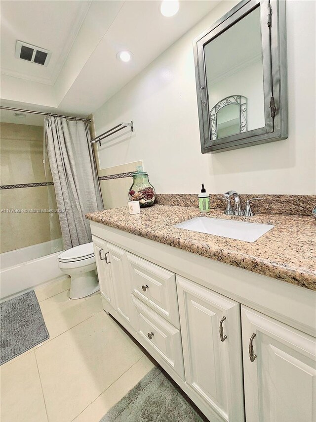 5645 Lakeview Mews Dr, Boynton Beach, FL 33437 - living room featuring ceiling fan, a textured ceiling, and light tile patterned flooring