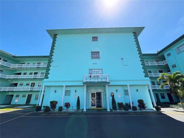 4141 NW 44th Ave Unit 424, Lauderdale Lakes, FL 33319 - photo 1