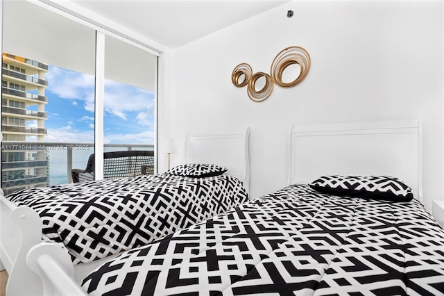 1830 S Ocean Dr Unit 2808, Hallandale Beach, FL 33009 - bedroom with a water view