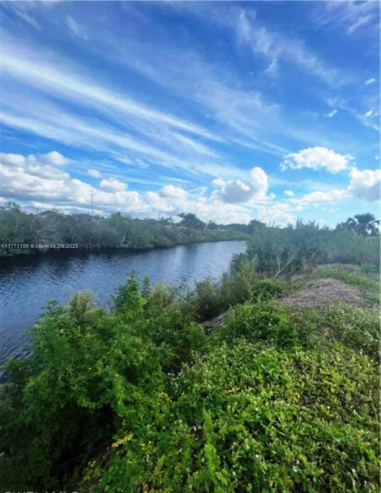 4027 NW 38th Ave, Cape Coral, FL 33993 - photo 4