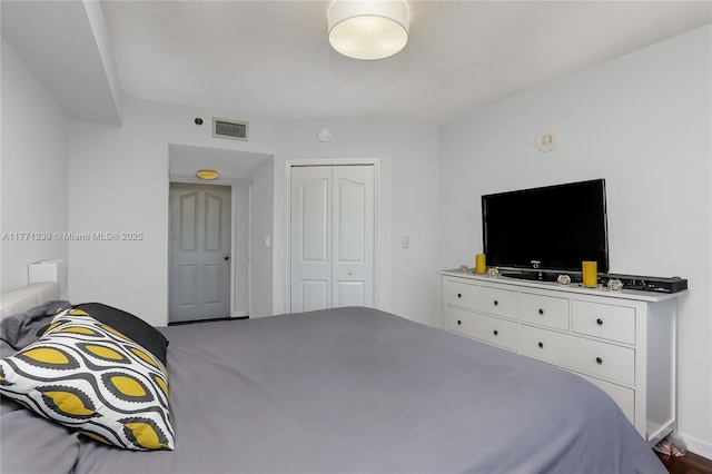 2665 SW 37th Ave Unit 1404, Miami, FL 33133 - bedroom with a closet