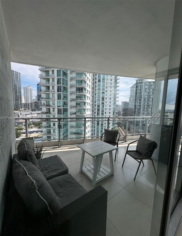 90 SW 3rd St Unit 1913, Miami, FL 33130 - photo 7