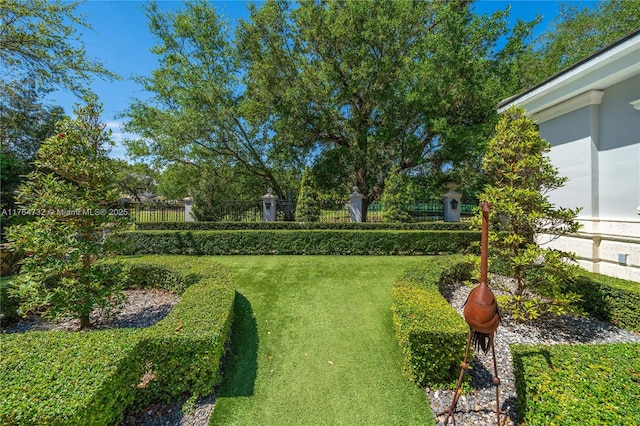 3916 Granada Blvd, Coral Gables, FL 33134 - view of yard with fence