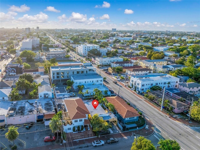 drone / aerial view with a view of city