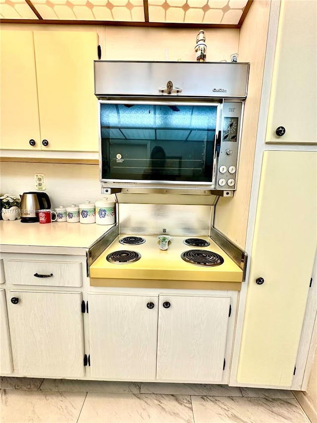 3161 S Ocean Dr Unit 708, Hallandale Beach, FL 33009 - details featuring stovetop