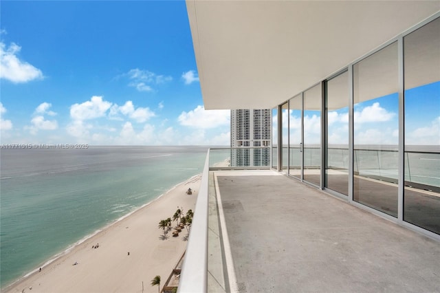18501 Collins Ave Unit 1804, Sunny Isles Beach, FL 33160 - balcony with view of water and beach