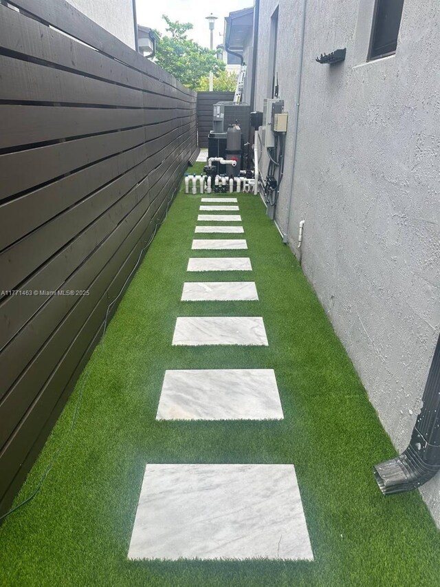 8868 NW 161st Ter, Miami Lakes, FL 33018 - view of yard