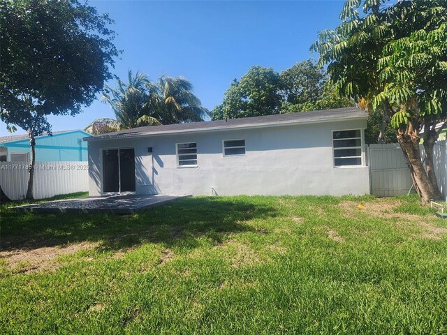 310 NW 55th St, Oakland Park, FL 33309 - photo 36