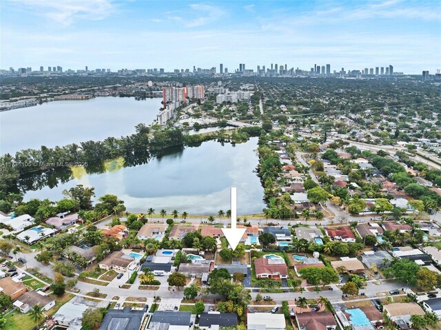 18321 NE 7th Ct, North Miami Beach, FL 33179 - photo 3