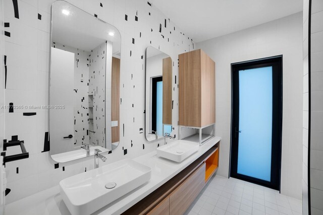 2421 NE 199th St, Miami, FL 33180 - bathroom with a sink