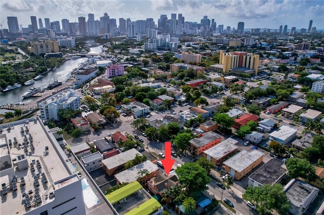 bird's eye view featuring a city view