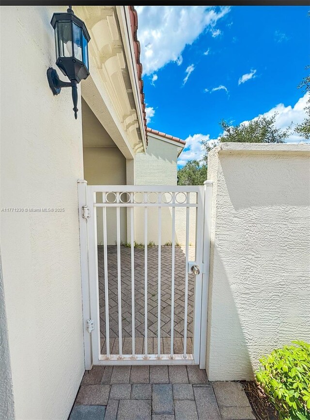 3210 NW 126th Ave Unit 3210, Sunrise, FL 33323 - view of gate